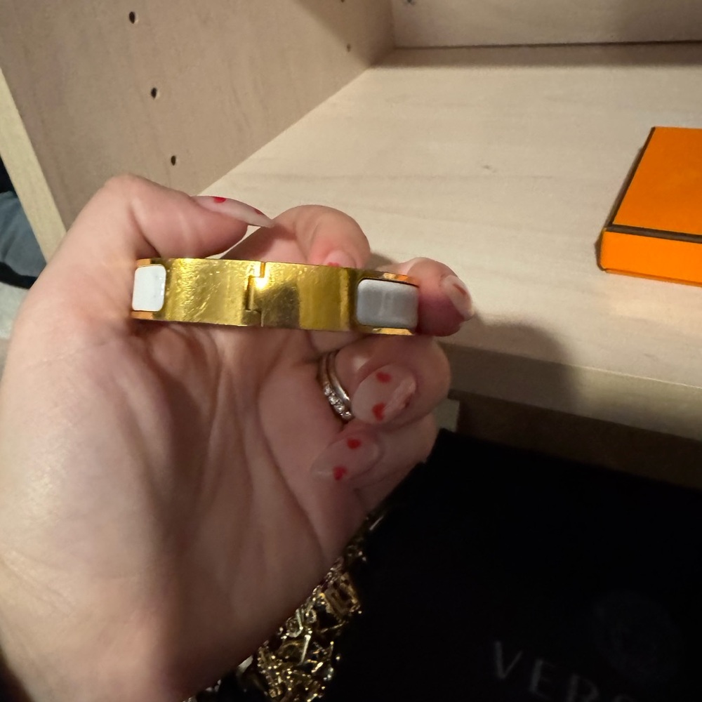 HERMES WHITE BANGLE - Picture 2 of 5